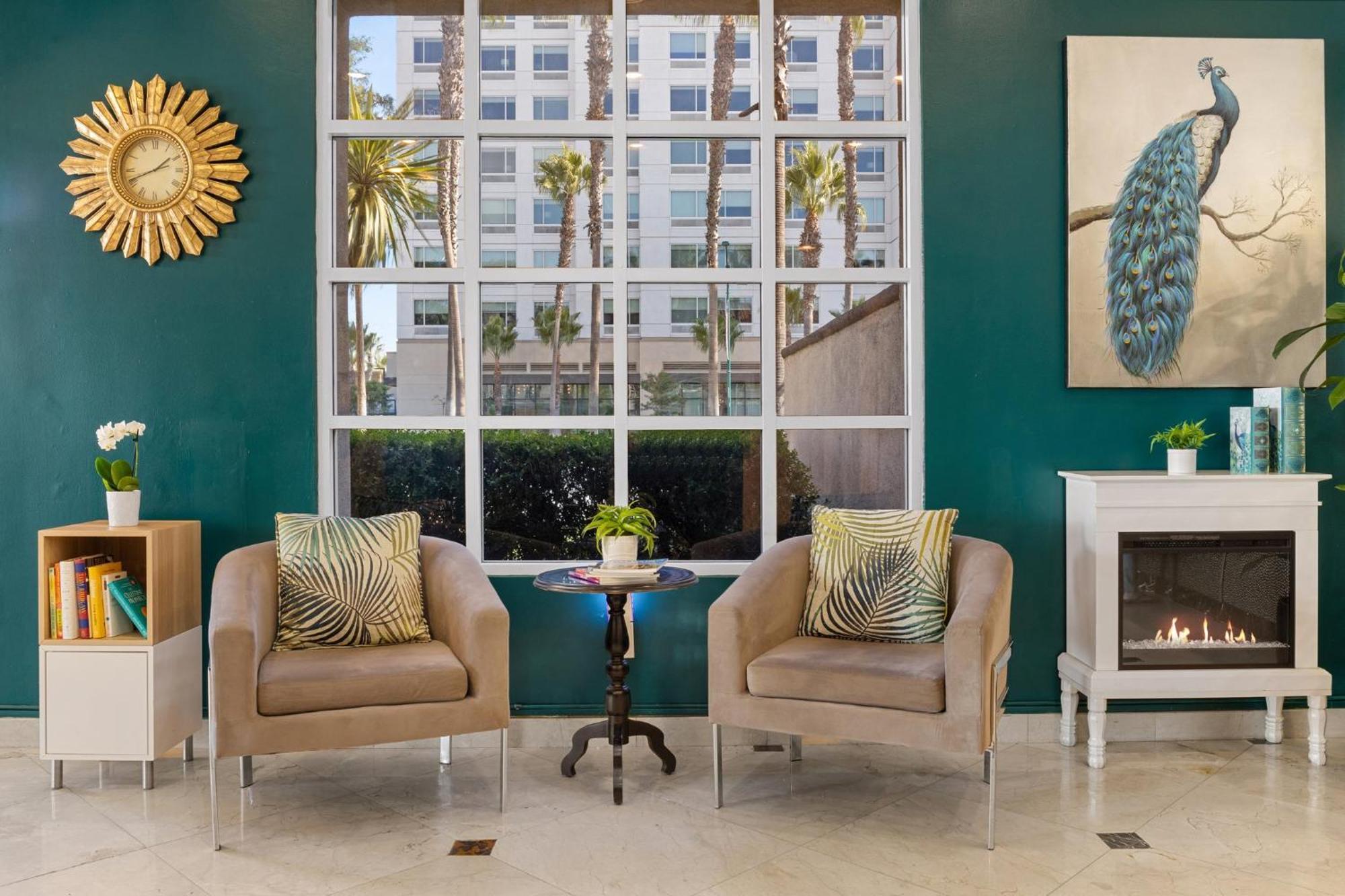 Peacock Suites Anaheim Exteriör bild