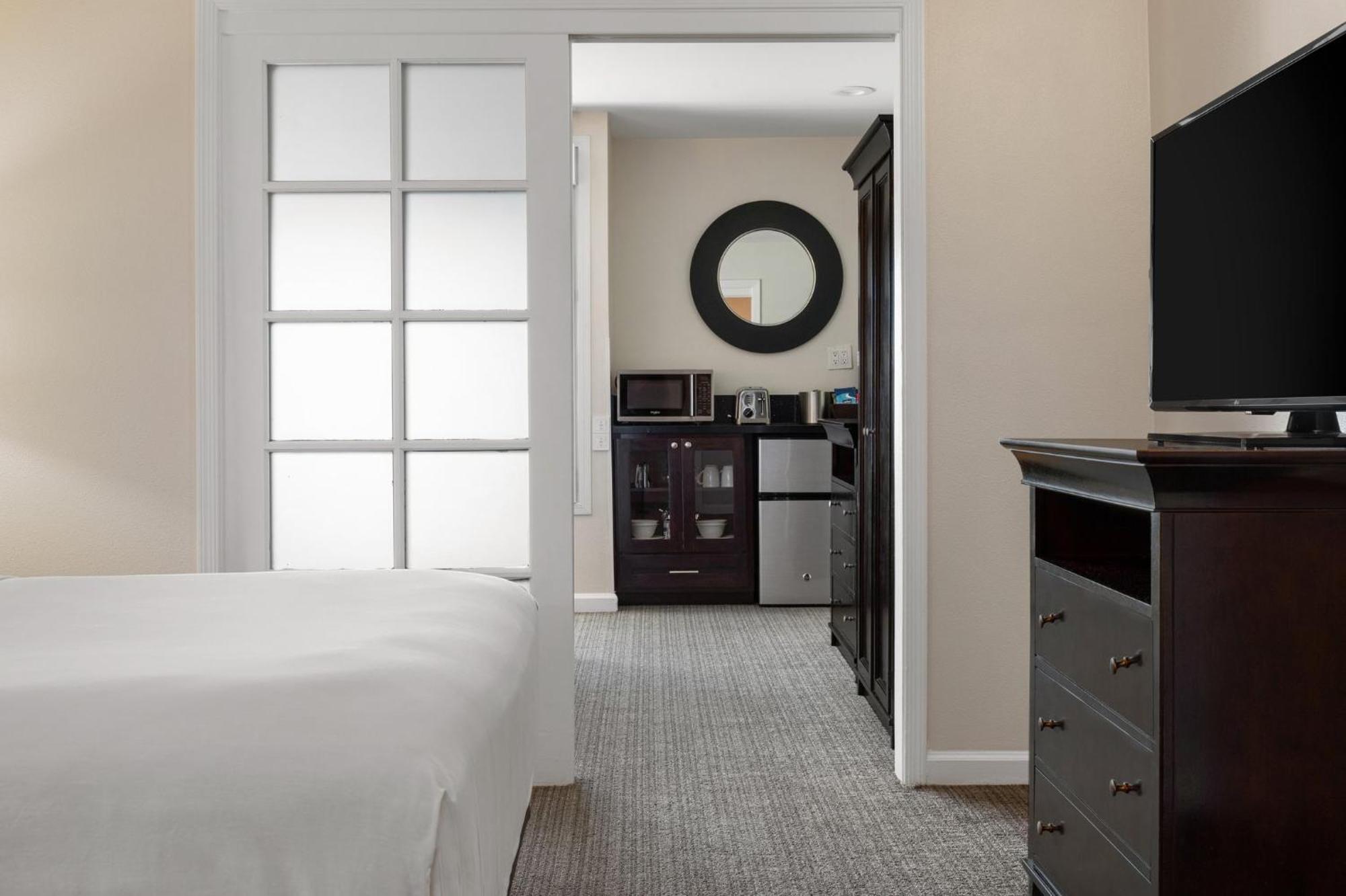 Peacock Suites Anaheim Exteriör bild
