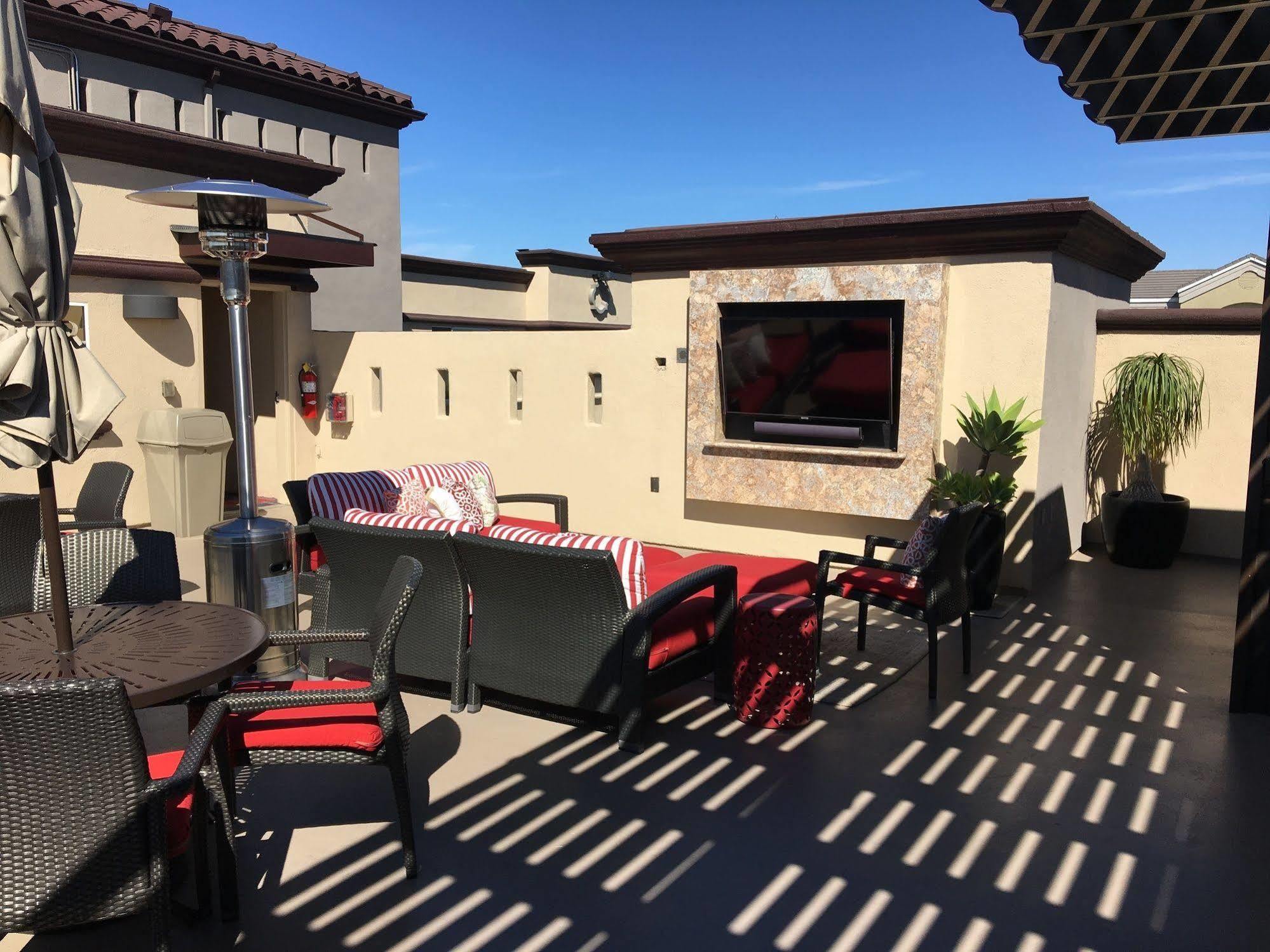 Peacock Suites Anaheim Exteriör bild